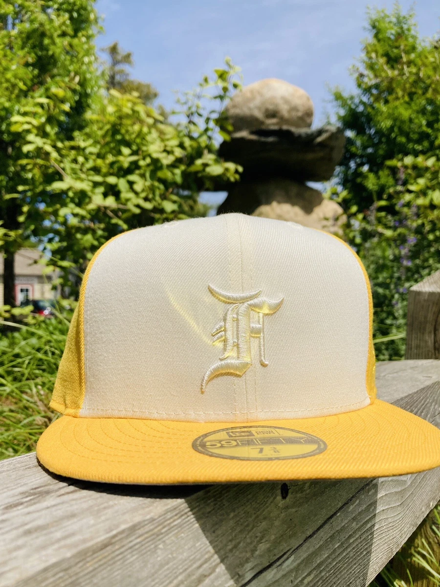 New Era 59 Fifty X Fear of God Essentials Bucket Hat 7 3/8 Yellow-white