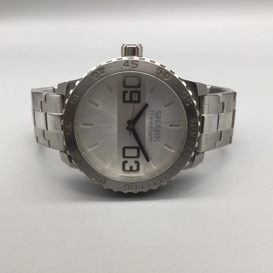 Freestyle 手表男士 49 毫米银色表盘左手全新电池 7.75 — 第 4/4 张图片