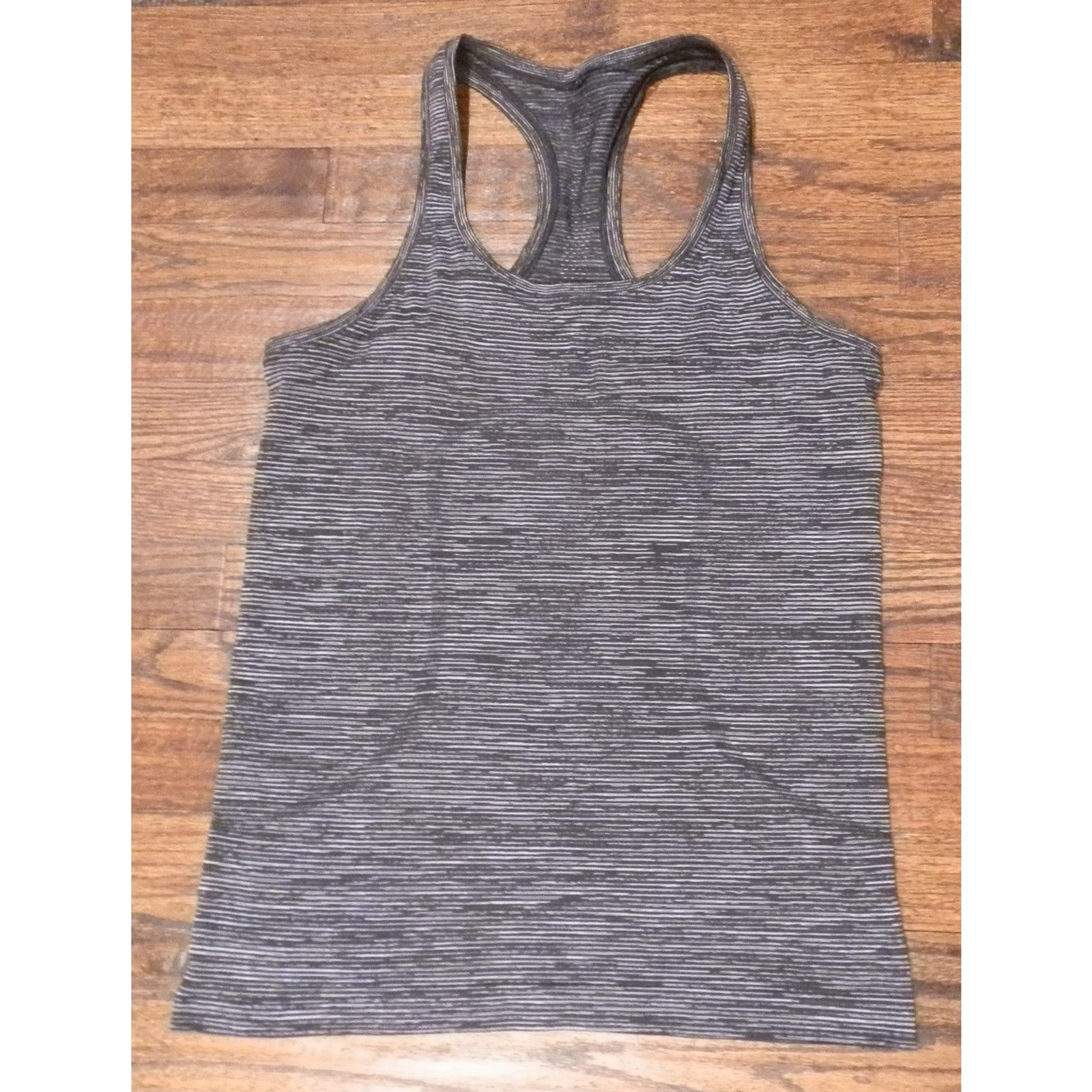 Lululemon Athletica Swiftly Tech Black Grey Tank Top Shirt Women's Size 8