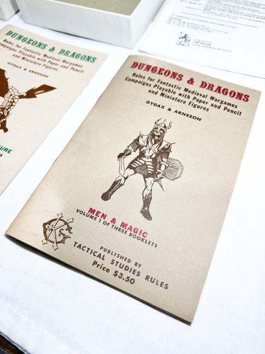 1975 Fourth Printing 4th Edition Dungeons & Dragons 3-Volume White Box Set TSR - Picture 7 of 16