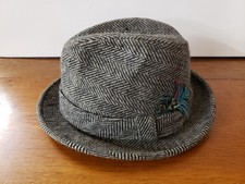 Vintage Dobbs Fifth Avenue Gray Tweed Fedora Hat Wool Blend   Size 7 3/8