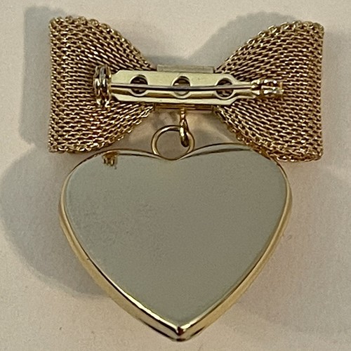 Womens Gold Tone MESH BOW w/DANGLE PUFF HEART Brooch/Pin, Rare Piece - Picture 4 of 12
