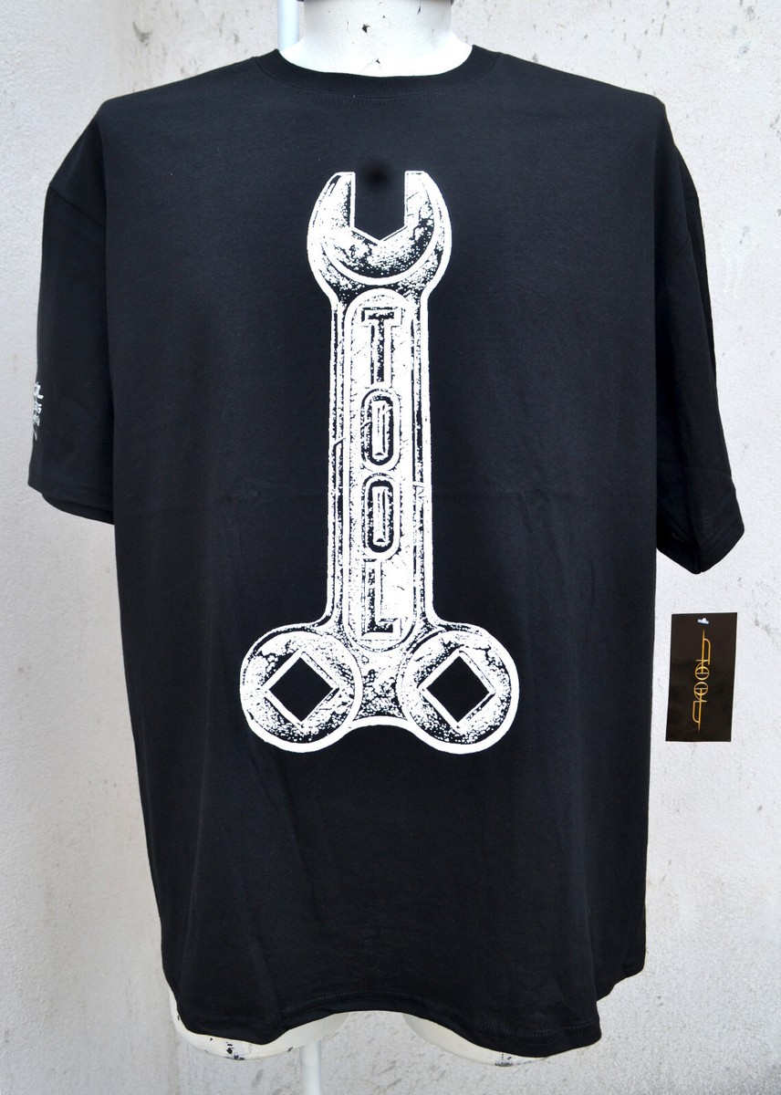 バンドWRENCH ツアー Tシャツ