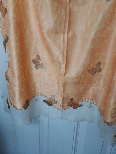 Peach Heavy Embroidered Butterfly Table Cloth Cottage Core Farmhouse Prairie - Picture 3 of 7