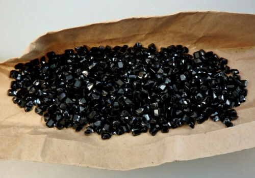 Johann Schöffel glass jewelry stones = 360 black jett stones (63065) - Picture 1 of 4