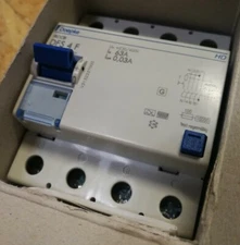 Doepke DFS 4 F 63-4/0.03 Type-F Circuit Breaker 63A 30mA 09144820HD NEW Original Packaging