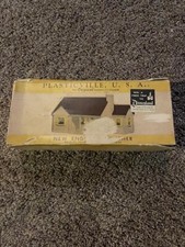 Vintage Plasticville; - MH-2- 1 1/2 Story New England Rancher - Brown Roof