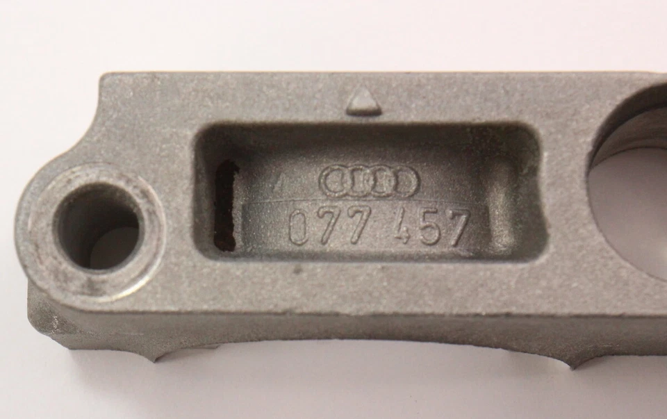 Exhaust Cam Camshaft Bearing Journal Cap 00-04 Audi A6 A8 S8 4.2 V8 - 077 457 - Imagem 3 de 3