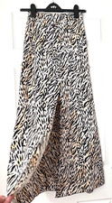 Boohoo Petite Animal Print Maxi Skirt with Front Split, Beige, NWT size 4