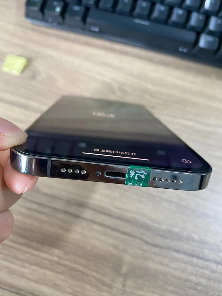 95% N ew Apple iPhone 12 Pro Max Unlocked 128GB 256GB 512GB Very Good Condition - Image 4 of 4