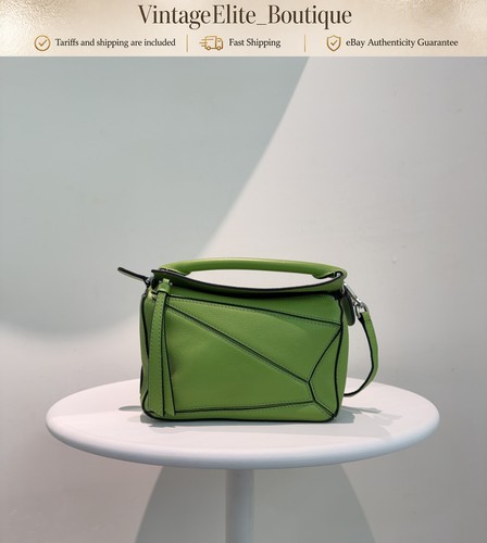 Loewe Puzzle Mini Green Leather Silver HW Shoulder Bag Preowned Authentic Luxury