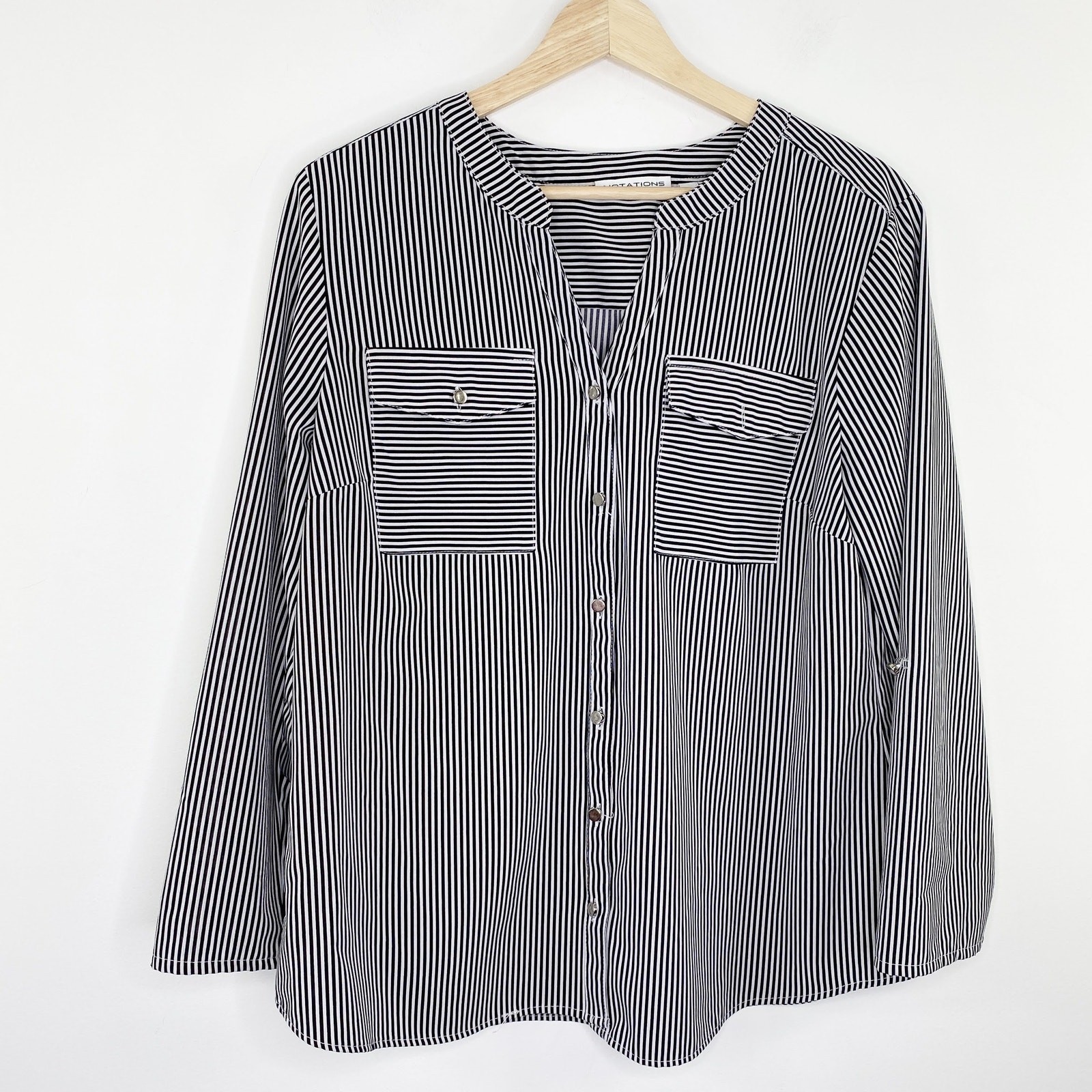 Notations Black White Button Front Split V-Neck B… - image 1