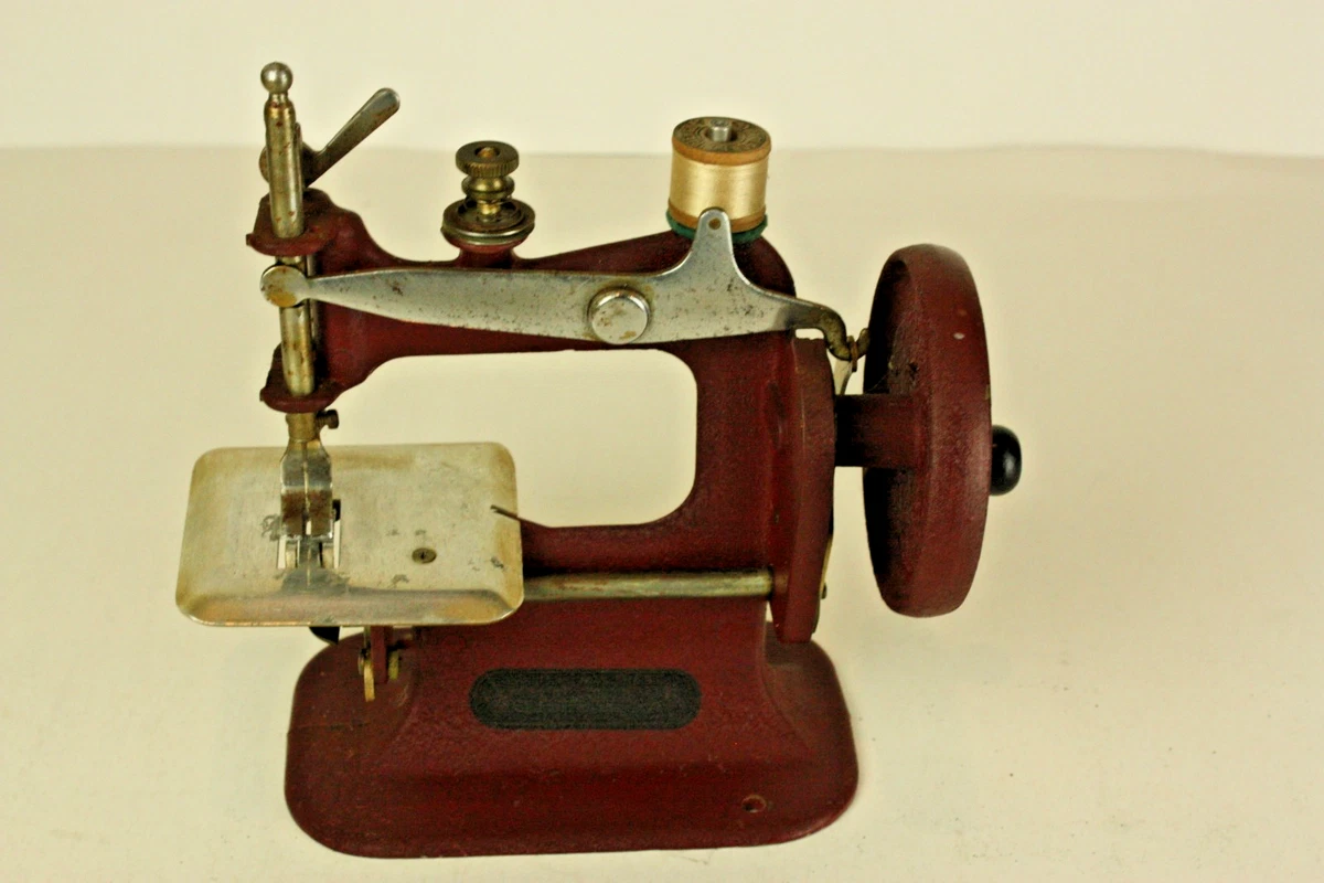 Red Collectible Sewing Machines for sale | eBay
