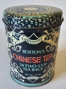 Vintage Boston’s Chinese Tea Tin. Chinoiserie. With original tea bags.