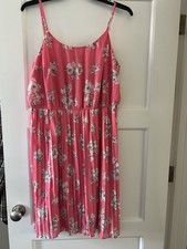 Elle dress coral spaghetti straps pleated XXL-New With tags