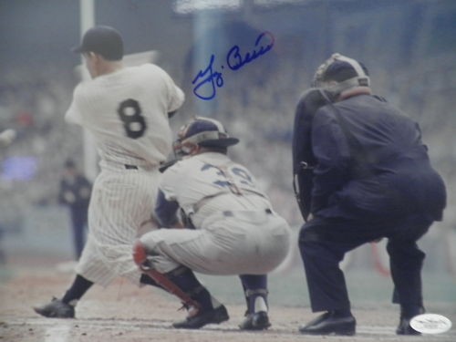 Fotografía firmada autografiada por Yogi Berra de los Yankees de Nueva York 11X14 JSA - Imagen 2 de 4