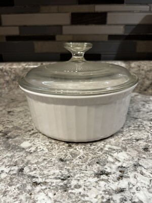 Vintage Corning Ware French White F-5-B QT Casserole w/ Lid Exc  Cond