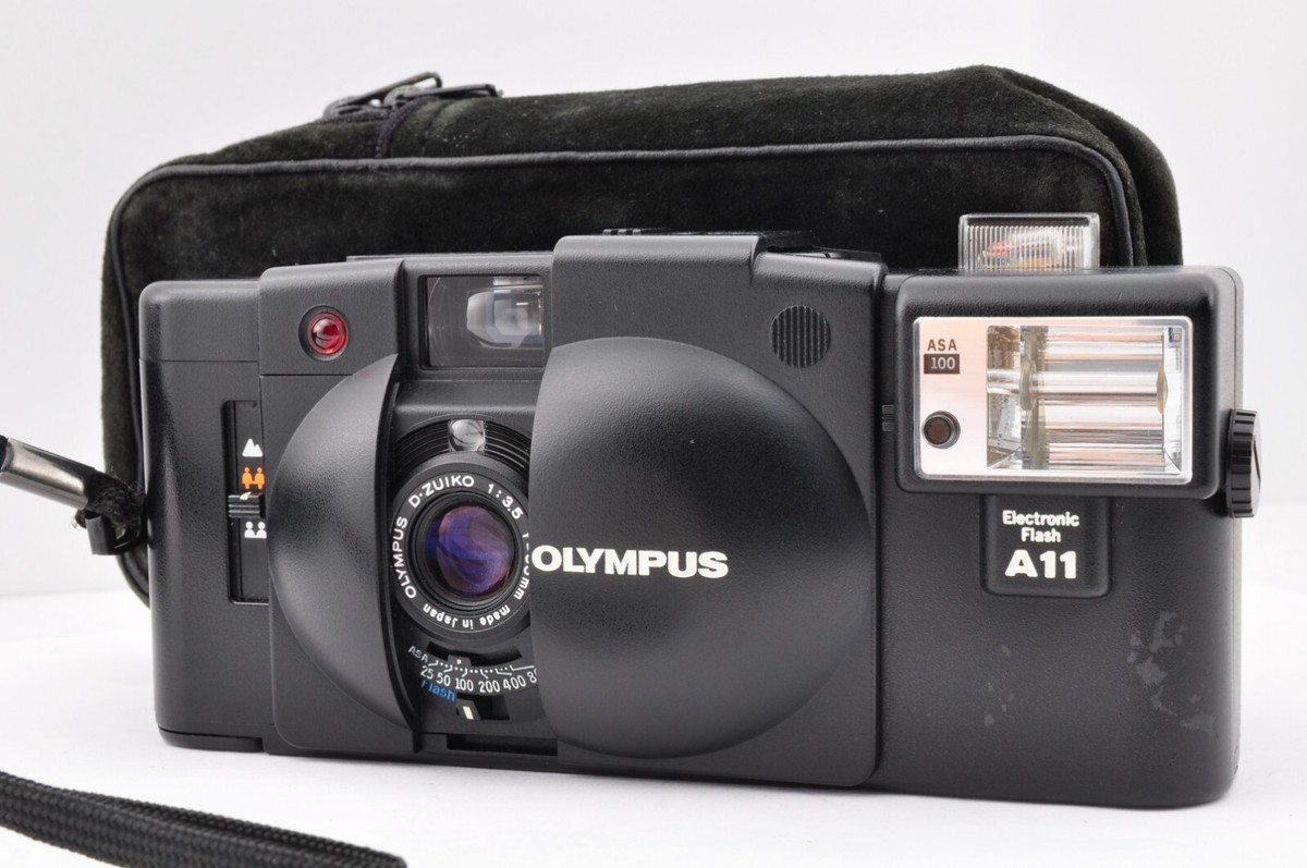 ■ 美品 ■ オリンパス　OLYMPUS XA + A11 Mint Olympus XA 2 Rangefinder Film Camera + A11 Flash from