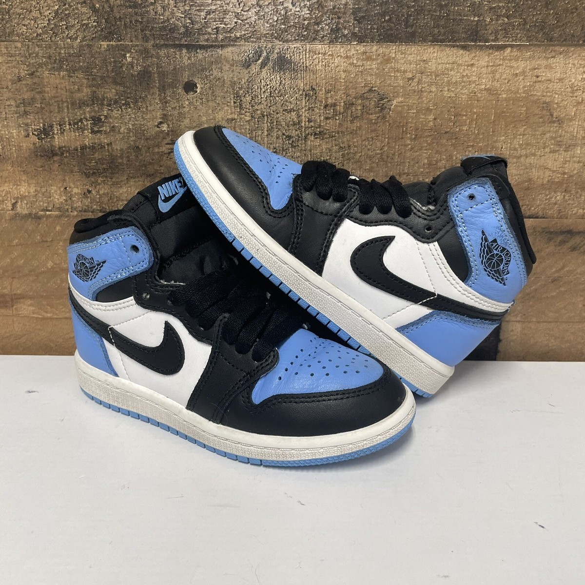 Nike Jordan 1 High UNC Toe Blue Black White - Kid's Size 11C Nike Jordan 1 High UNC Toe Blue Black White - Kid's Size 11C