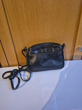 Vtg SUZY SMITH BLACK LEATHER CROSSBODY BAG  90s Y2K SHOULDER BAG REAL LEATHER
