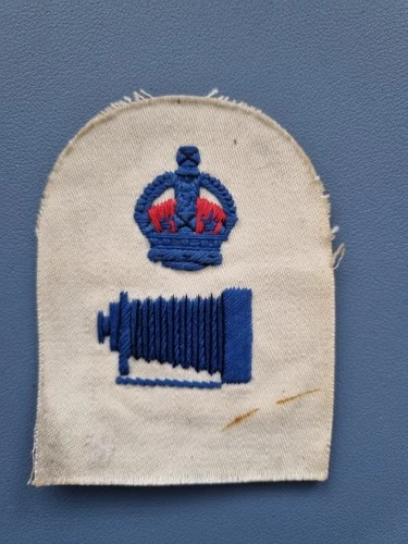 Royal Navy Chief Petty Officer Photographer WW2 Era Trade Badge