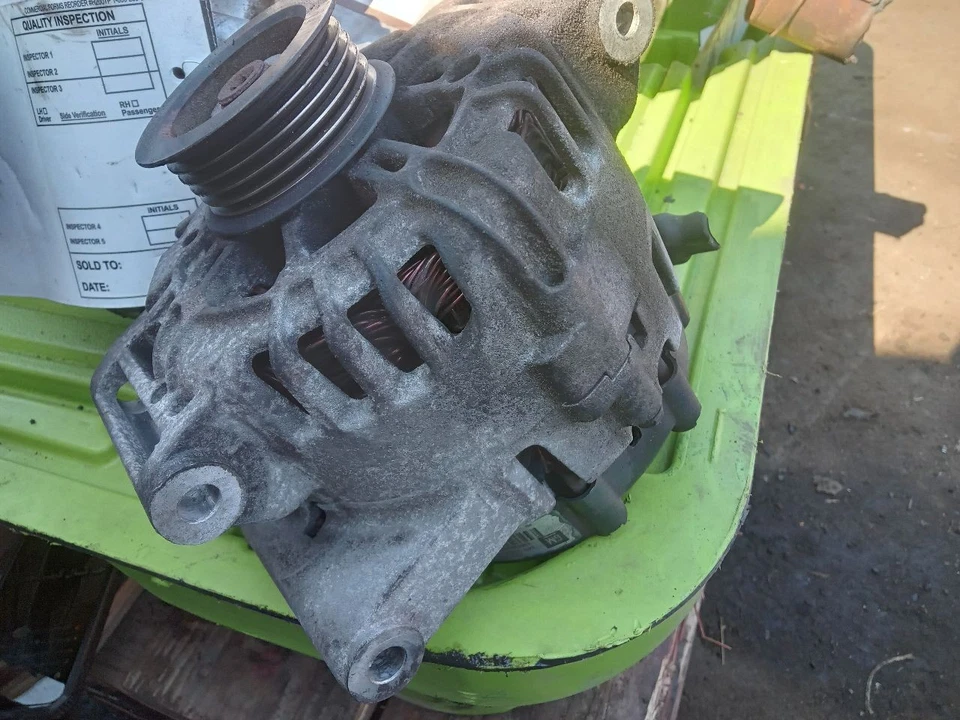 Used Alternator fits: 2013 Chevrolet Equinox 2.4 Grade A Foto 2 de 4