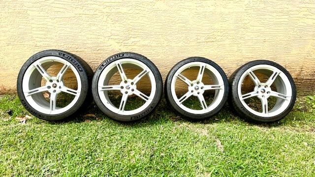 McLaren 650s Wheels and Tires
