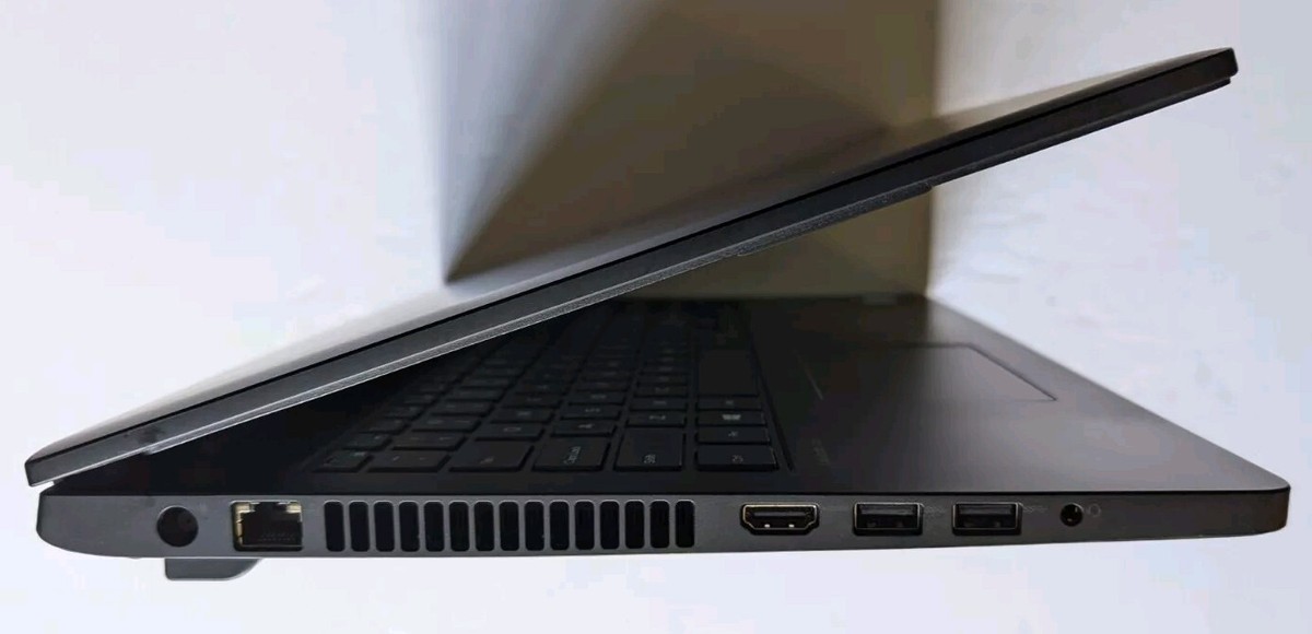 Latitude 3570 15.6型 i5-6200U 8GB SSD128G Latitude（Dell） DELL Latitude 3570 15.6型 Core i5-6200U 2.3