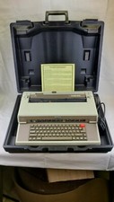 Vintage TA ROYAL ALPHA 2001 Electric Typewriter German W/Heavy Duty Travel Case  thumbnail