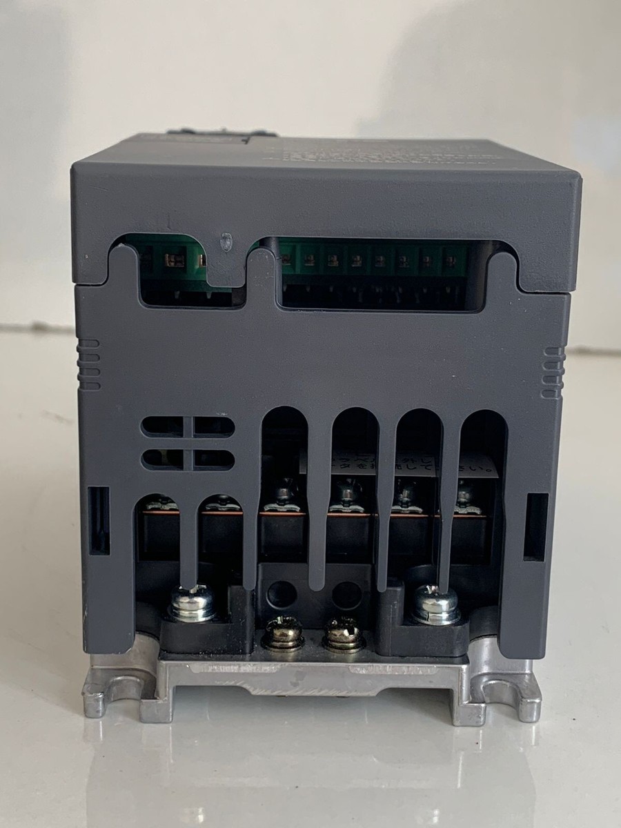Mitsubishi / Freqrol-E700 / Inverter / FR-E720-0.2K / 3Ph Mitsubishi / Freqrol-E700 / Inverter / FR-E720-0.2K / 3Ph