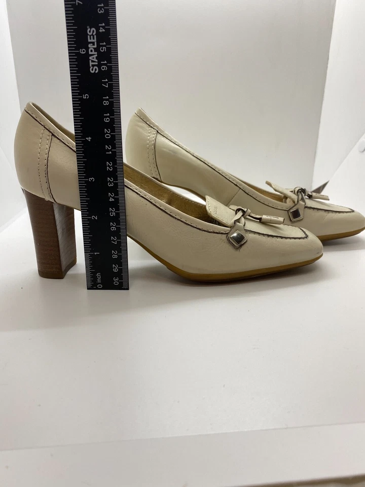Zapatos de salón Geox Respira de cuero beige para mujer talla UE 36 M Foto 4 de 4