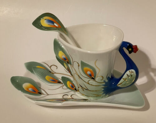 Ensemble cadeau tasse à thé en porcelaine paon, soucoupe, tasse, cuillère - Photo 1 sur 12