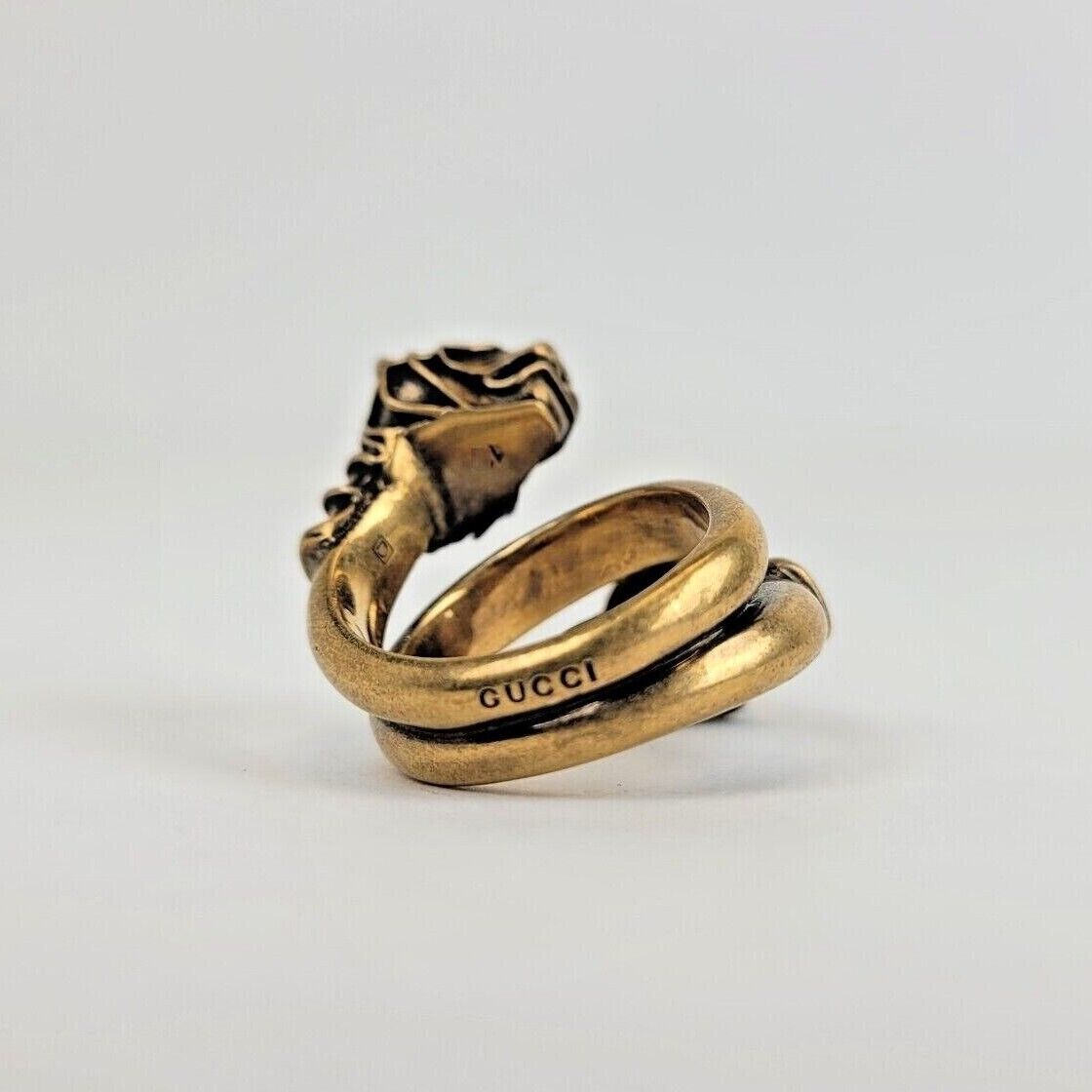New Gucci Aged Gold Double Tiger Head Ring with Red Crystal New Gucci Aged Gold Double Tiger Head Ring with Red Crystal