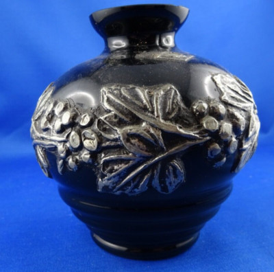 Hyalithglas Vase Jugendstil Mit Metal Montur und Schwan Swan Logo
