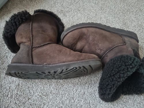 Women's UGG AUSTRALIA CLASSIC BROWN TALL BOOT SIZE 6.5 - Picture 3 of 5