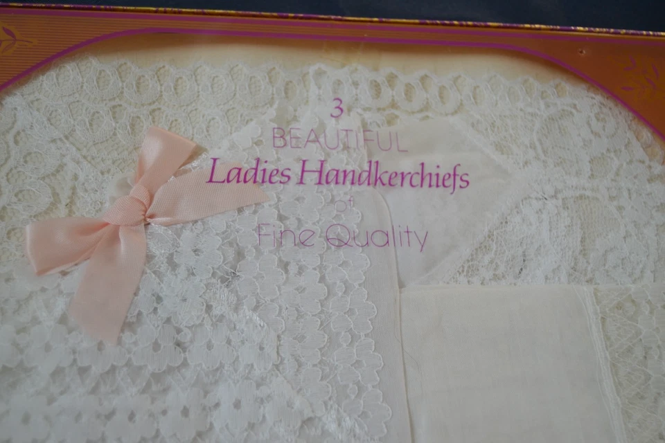 Lenços femininos vintage de renda 3 peças novo na caixa nos Japão algodão/poliéster - Imagem 3 de 4