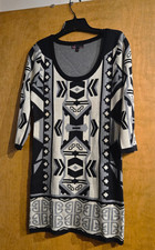 T/O Sweater Dress Black Grey Size Small Tribal Bohemian Southwestern Aztec