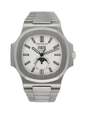 Patek Philippe Nautilus 5726 Annual Calendar Moon Phase Mens Watch Box Papers