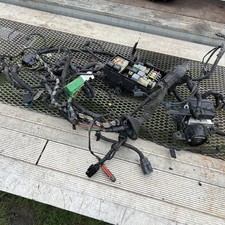 FORD FOCUS MK2 ST225 ST 2.5 TURBO ENGINE BAY MAIN WIRING HARNESS LOOM & FUSEBOX