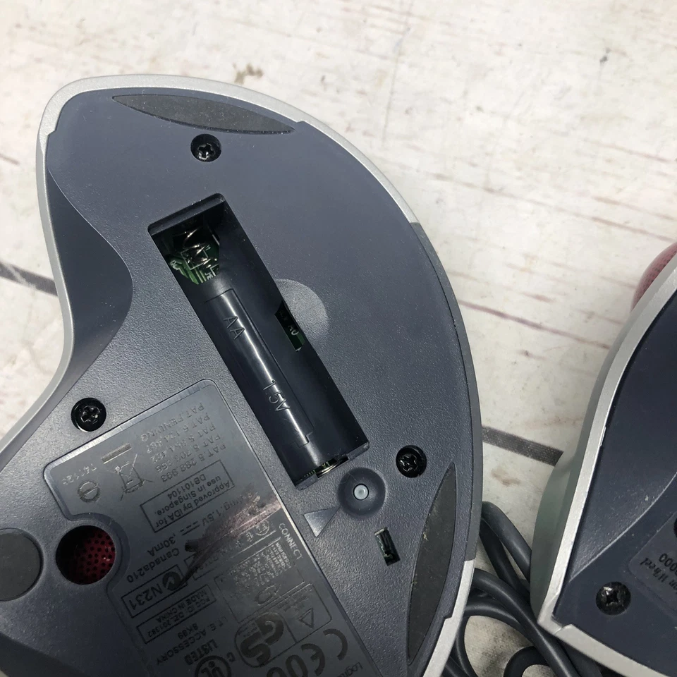 Logitech Cordless TrackMan Wheel Comp. Mouse Lot Not Tested For Parts Or Repair - Image 4 of 4