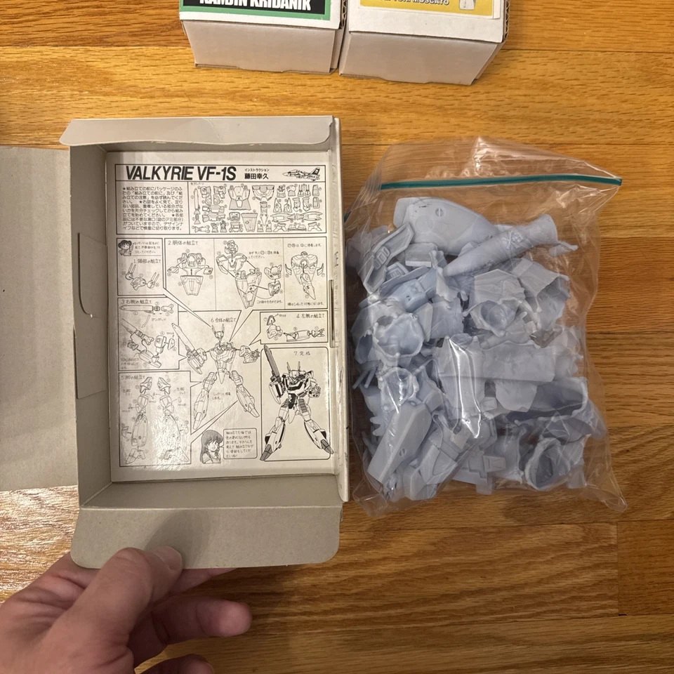 Macross: Set of 2 Zentradi Resin Soldiers by Mascato - Image 2 of 4