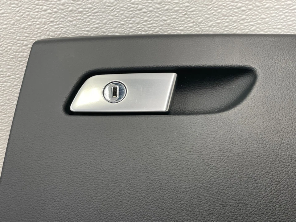 12 13 14 15 Audi S7 Salpicadero Guantera Compartimiento de almacenamiento 1605 OEM Foto 2 de 4