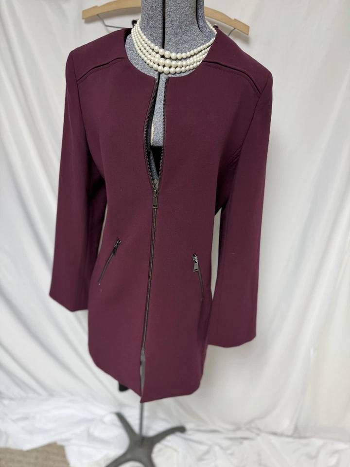 NEW Tahari ASL Pant Suit Size 14 Two Piece Set Long Jacket Modern Zip Pockets - Image 3 of 4