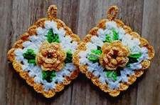 New Handmade Crochet Set 2 Irish Rose Pot Holders Frosted Antique Gold & Green