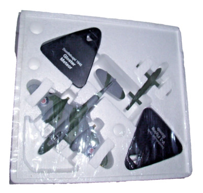 ATLAS EDITIONS GLOSTER METEOR V-1 DOODLEBUG FLIEGENDE BOMBE 1945