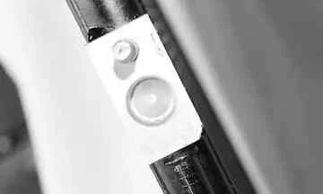 Condensador de aire acondicionado TYC 4930 para Dodge Durango 00-03 Foto 3 de 4