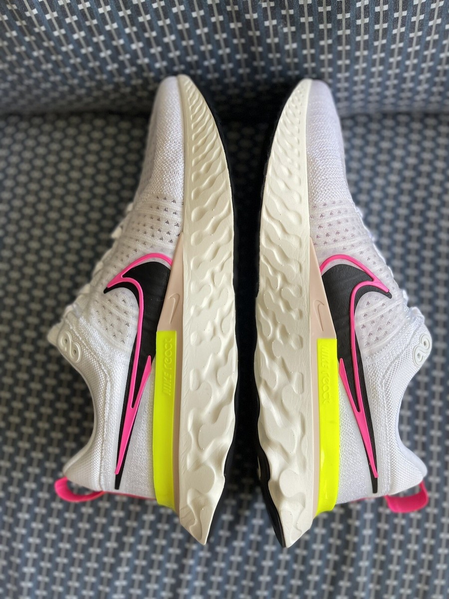 Rare New Nike React Infinity Run Flyknit 2 White Sail Pink Rare New Nike React Infinity Run Flyknit 2 White Sail Pink
