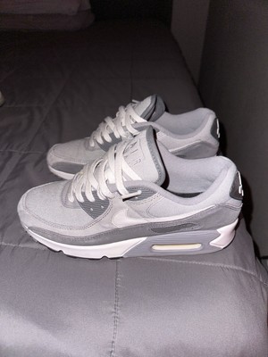 Air Max 90 Premium Light Smoke Grey (Size 10)