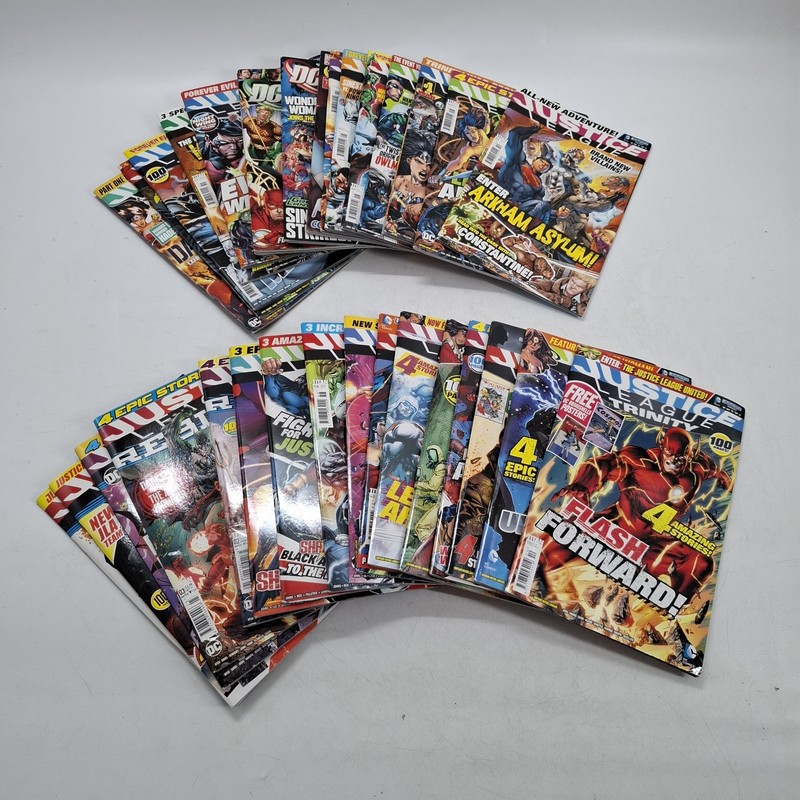DC Justice League Comics Bundle Titan Magazines UK Edition Job Lot