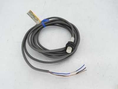 OMRON E2F-X1R5E1 SWITCH NEW IN BOX (1229180962 - )